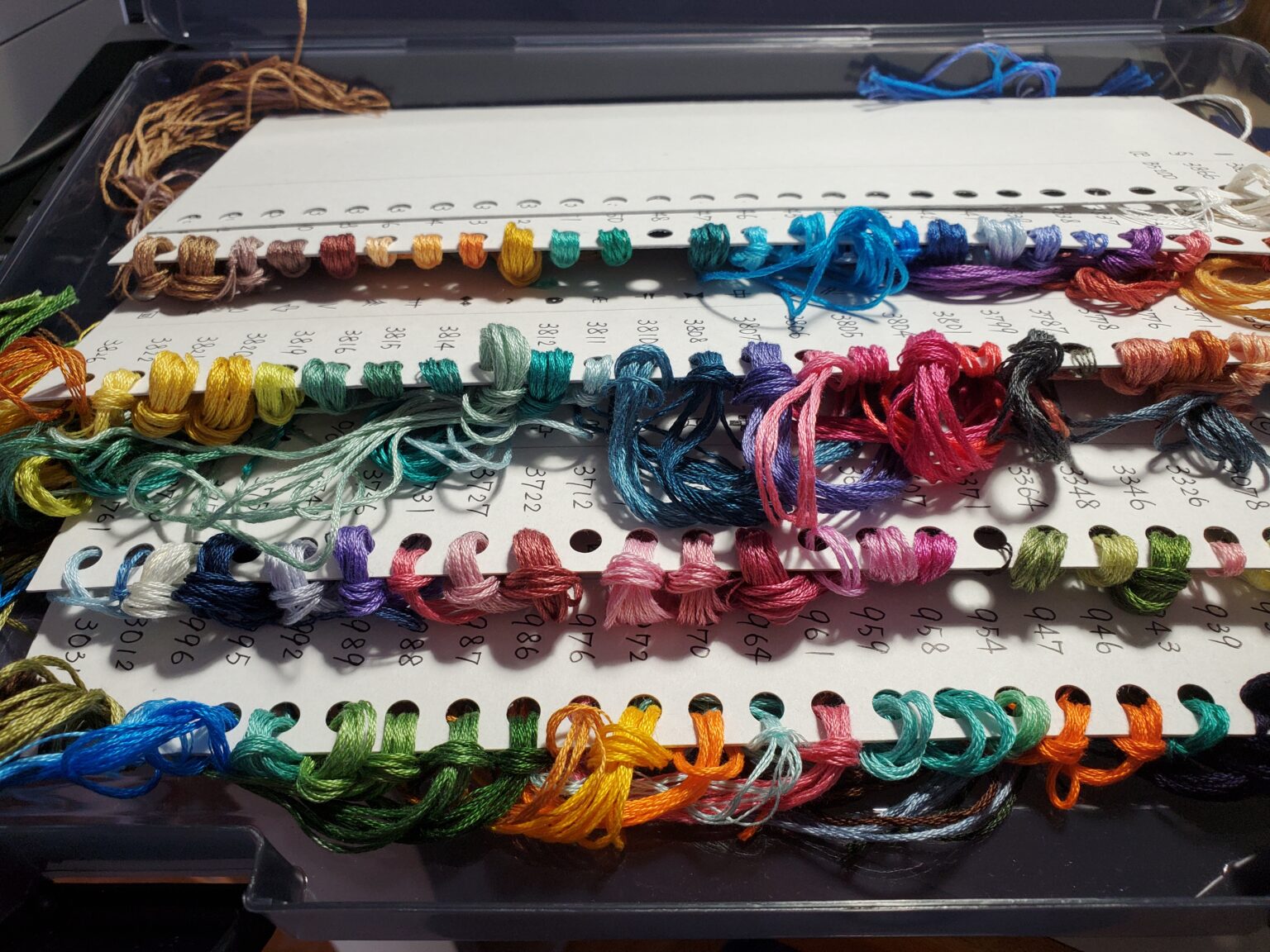 Haed Designs クロスステッチ【HAED】新しい作品 Supersized A Stitch In Time Max Color を始めました! | tetote